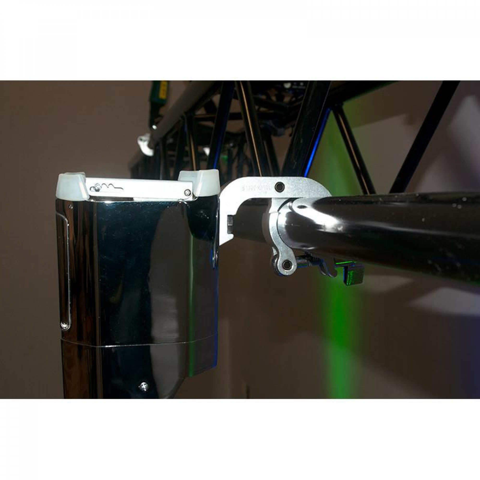 ADJ Element HexIP Chrome ADJ Element HexIP Chrome